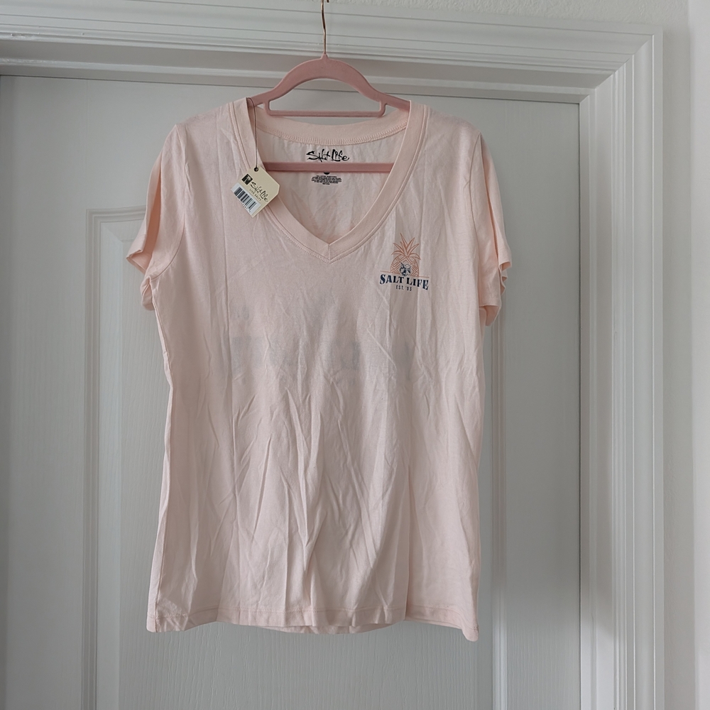 Salt Life Women's Light Pink V-Neck Tee